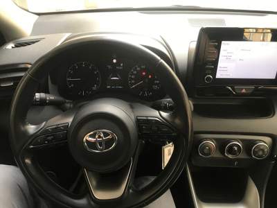 Toyota Yaris TOYOTA YARIS 1.0 5 PORTE EURO 6 Bianco usata Reggio di Calabria