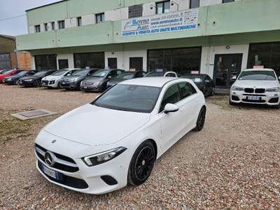 Mercedes-Benz Classe A A 160 d Sport Bianco usata Pesaro