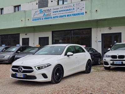 Mercedes-Benz Classe A A 160 d Sport Bianco usata Pesaro