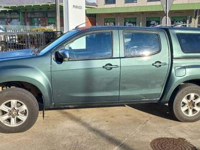 Isuzu D-Max 2.5 Crew Cab Planet 4WD Verde usata COMO