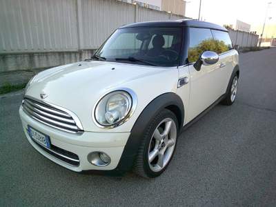 MINI Clubman Mini 1.6 16V Cooper D Clubman Bianco usata Montemesola