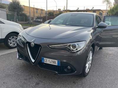 Alfa Romeo Stelvio 2.2 T.diesel 190CV AT8 RWD Bus. Grigio usata Pagani