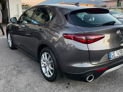 Alfa Romeo Stelvio 2.2 T.diesel 190CV AT8 RWD Bus. Grigio usata Pagani