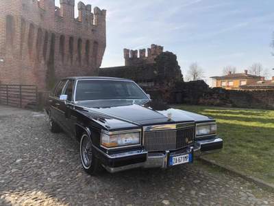 Cadillac Fleetwood brougham elegance Nero usata Capriolo