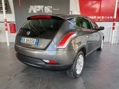 Lancia Delta 1.6 MJT DPF Gold Grigio usata Palermo