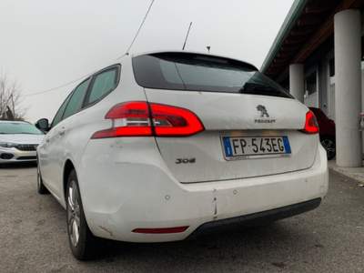 Peugeot 308 BlueHDi 150 S&S EAT6 SW Allure Unicopropr. Bianco usata Oderzo