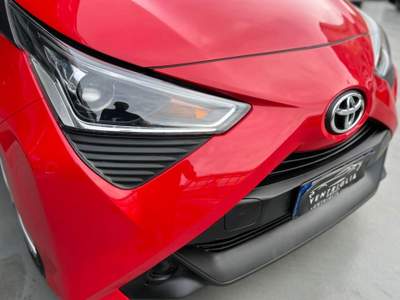 Toyota Aygo 1.0 VVT-i 72 CV 5p. x-cool usata Taranto