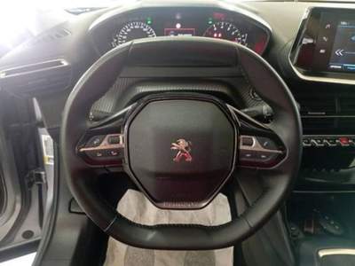 Peugeot 2008 1.2 puretech Allure Navi Pack s&s 100cv usata Sora