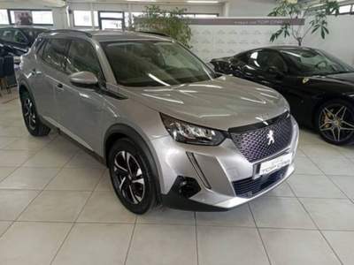 Peugeot 2008 1.2 puretech Allure Navi Pack s&s 100cv usata Sora