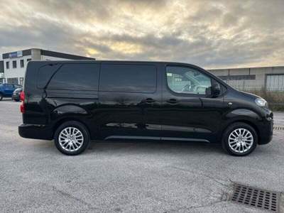 Peugeot Traveller BlueHDi 120 S&S Long Business Nero usata Rovigo