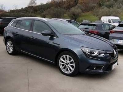 Renault Mégane 1.5 blue dci Business 115cv edc my19 usata Gioia Sannitica