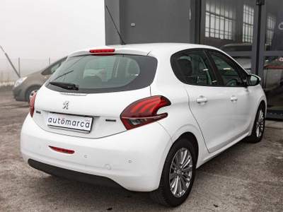Peugeot 208 PureTech 82 5 porte Access Bianco usata Silea