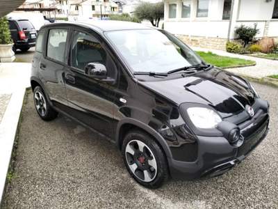 Fiat Panda 1.0 FireFly S&S Hybrid City Cross Nero usata Camisano Vicentino