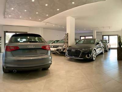 Audi A3 SB 1.6TDI S tronic Sport Unico Proprietario Grigio usata Troia