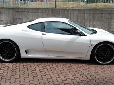 Ferrari 360 Modena Coupè CAMBIO MANUALE Bianco usata Barzanò