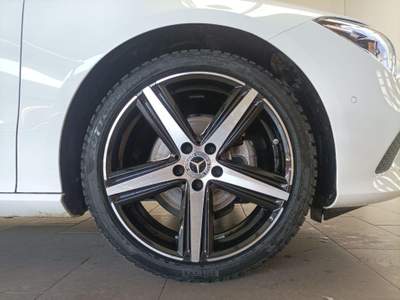 Mercedes-Benz CLA Shooting Brake Sport Bianco usata Magenta