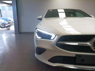 Mercedes-Benz CLA Shooting Brake Sport Bianco usata Magenta