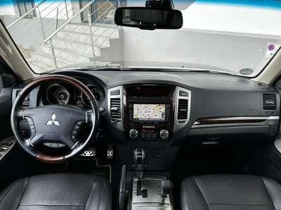 Mitsubishi Pajero 3.2 DI-D 16V aut. 5p. Top Grigio usata Castelnuovo Rangone