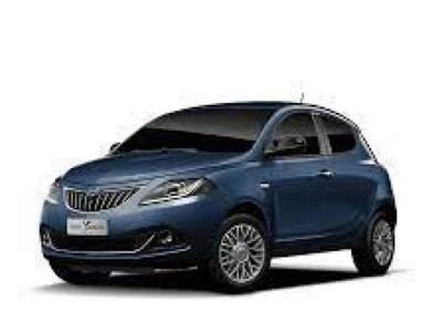 Lancia Ypsilon 1.0 FireFly 5 porte S&S Hybrid Oro Grigio usata Somma Vesuviana Lancia Ypsilon 1.0 FireFly 5 porte S&S Hybrid Oro Grigio usata Somma Vesuviana