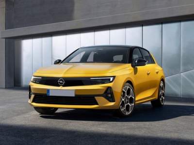 Opel Astra 1.5 Turbo Diesel 130 CV AT8 BUSINESS ELEGANGE Giallo usata Somma Vesuviana