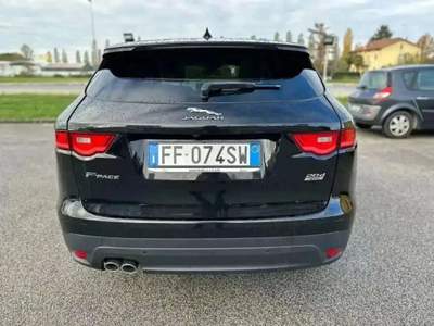 Jaguar F-Pace 2.0d Prestige awd 180cv auto TETTO PANO - FF074SW Nero usata Basiliano