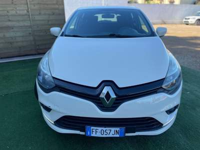 Renault Clio dCi 8V 75CV Start&Stop 5 porte Energy Life Bianco usata Quartucciu