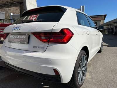 Audi A1 Sportback 25 TFSI advanced 5-Gang LED Temp. Bianco usata Cannobio