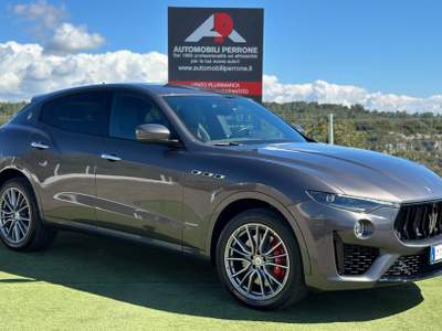 Maserati Levante V6 Diesel Q4 250cv GranSport Grigio usata Castellaneta