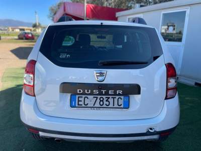 Dacia Duster 1.5 dCi 110CV 4x2 Lauréate Bianco usata Quartucciu