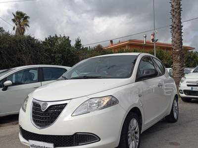 Lancia Ypsilon  1.2 69 CV 5p. GPL Ecochic Silver Bianco usata Modica