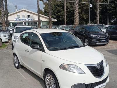 Lancia Ypsilon  1.2 69 CV 5p. GPL Ecochic Silver Bianco usata Modica