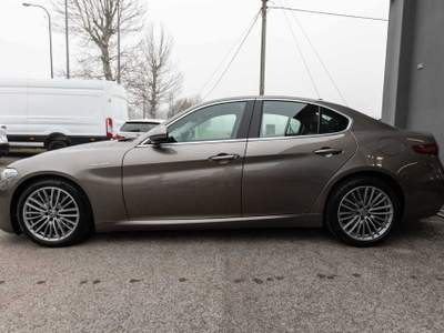 Alfa Romeo Giulia 2.2 Turbodiesel 210 CV AT8 AWD Q4 Veloce Marrone usata Silea