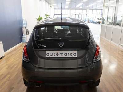 Lancia Ypsilon 1.2 69 CV 5 porte GPL Ecochic Gold Grigio usata Silea