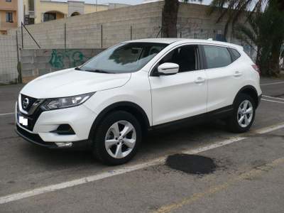 Nissan Qashqai 1.5 dCi 115 CV Business Bianco usata TAVIANO