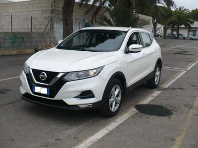 Nissan Qashqai 1.5 dCi 115 CV Business Bianco usata TAVIANO