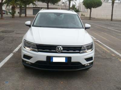 Volkswagen Tiguan 1.6 TDI SCR Business BlueMotion Technology Bianco usata TAVIANO