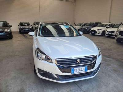 Peugeot 508 BlueHDi 120 S&S SW Business Bianco usata Bareggio