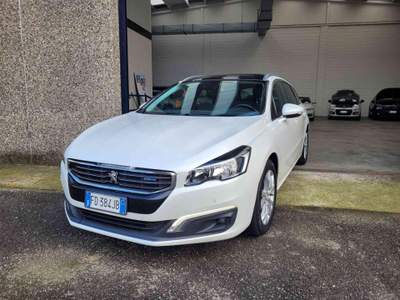 Peugeot 508 BlueHDi 120 S&S SW Business Bianco usata Bareggio