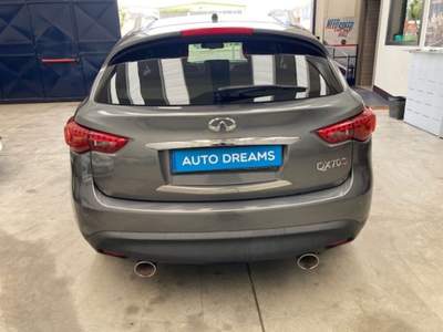 Infiniti QX70 3.0 diesel V6 AT Ultimate Grigio usata Bareggio