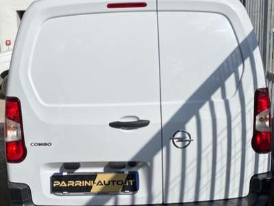 Opel Combo Cargo 1.5 Diesel 100CV S&S PC 1000kg Bianco usata Portoferraio