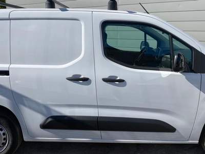 Opel Combo Cargo 1.5 Diesel 100CV S&S PC 1000kg Bianco usata Portoferraio