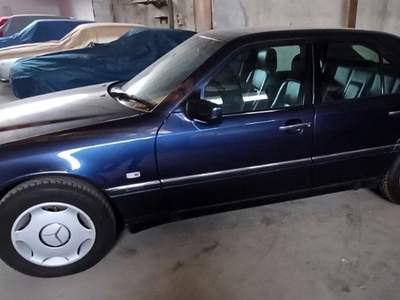 Mercedes-Benz Classe C Kompressor cat Elegance Blu/Azzurro usata Gaglianico