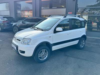 Fiat Panda 1.3 MJT 16V DPF 4x4 Climbing MOTORENUOVO Bianco usata VEROLAVECCHIA