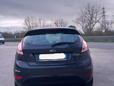 Ford Fiesta 1.0 80CV 5 porte Titanium Grigio usata Nola