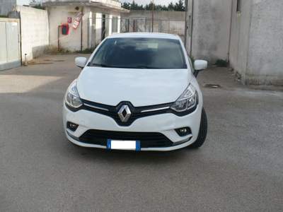 Renault Clio dCi 8V 90CV Start&Stop 82gr 5 porte Energy EcoBusi Bianco usata TAVIANO