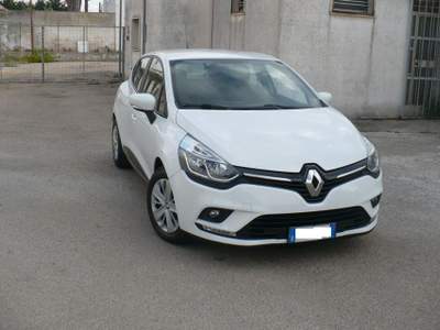 Renault Clio dCi 8V 90CV Start&Stop 82gr 5 porte Energy EcoBusi Bianco usata TAVIANO