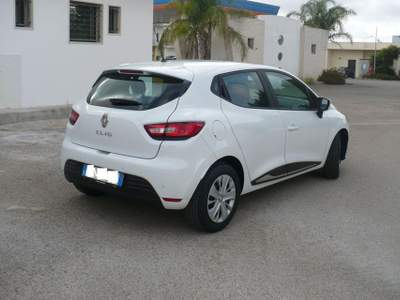 Renault Clio dCi 8V 90CV Start&Stop 82gr 5 porte Energy EcoBusi Bianco usata TAVIANO