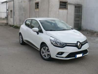 Renault Clio dCi 8V 90CV Start&Stop 82gr 5 porte Energy EcoBusi Bianco usata TAVIANO