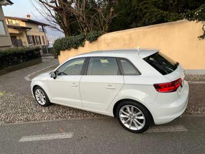 Audi A3 SPB 1.6 TDI clean diesel S tronic Ambition Bianco usata Capriolo
