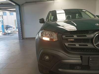 Mercedes-Benz Classe X d 4Matic Pure Grigio usata Magenta
